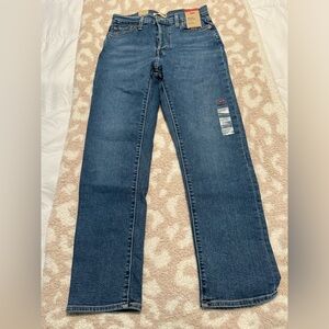 Levi’s Wedgie Straight Jeans // Size 8 Short